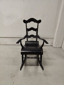 Upea vanha keinutuoli 