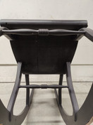 Upea vanha keinutuoli 