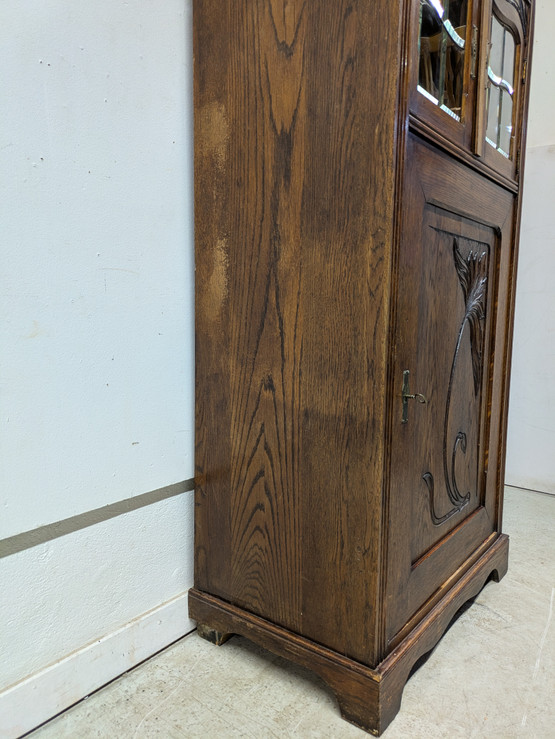 Antiikki vitriinikaappi 