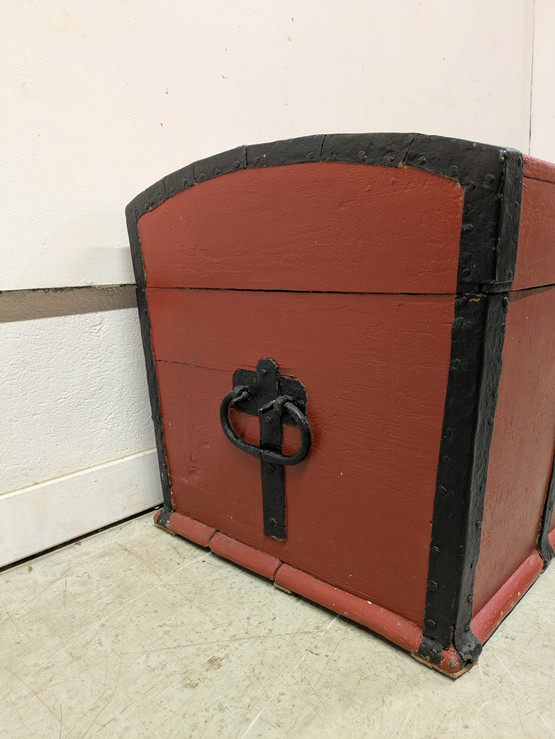 Suuri antiikki arkku 1700-luku