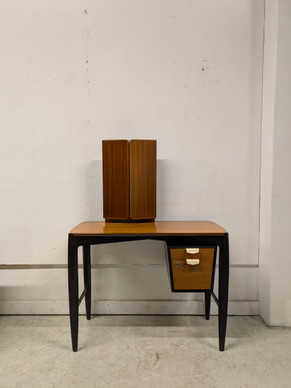 Kurt Hvitsjö kampauspöytä 50/60-luku