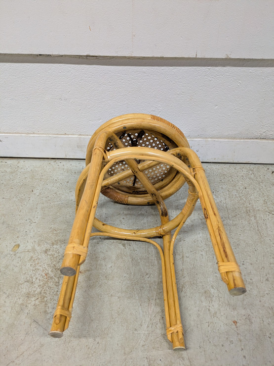 Retro rottinkinen jakkara