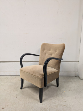 Entisöity vanha nojatuoli 30/40-luku