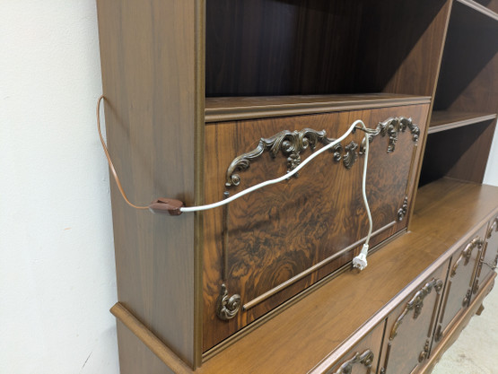 Rokokoo kirjahylly / vitriini 