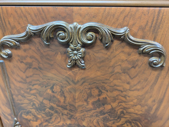 Rokokoo kirjahylly / vitriini 