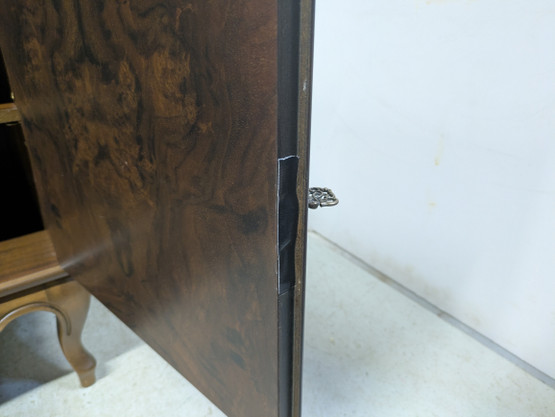 Rokokoo kirjahylly / vitriini 