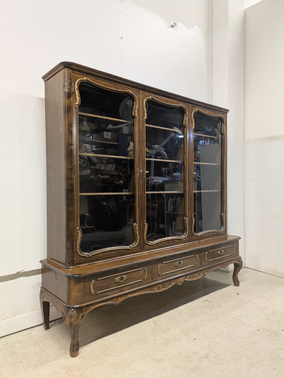 Rokokoo vitriinikaappi 