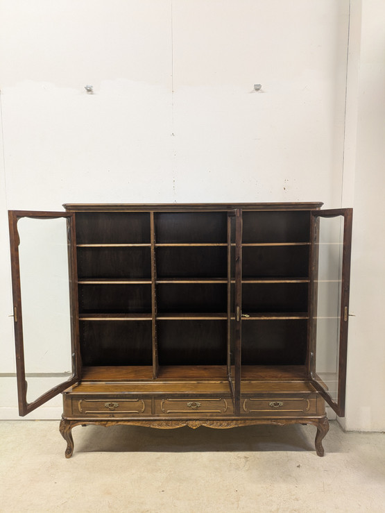 Rokokoo vitriinikaappi 