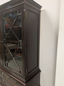 Vanha vitriinikaappi 