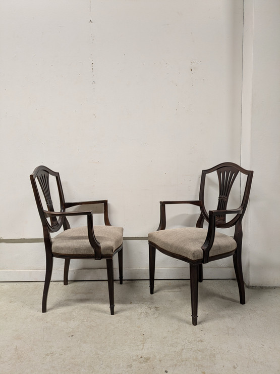 Hepplewhite käsinojatuoli 2kpl (projekti)