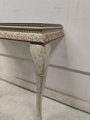 Kaunis konsolipöytä