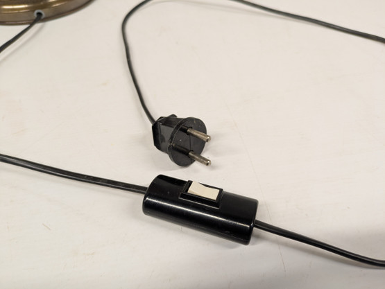 Vanha pöytävalaisin 