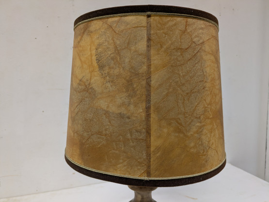 Vanha pöytävalaisin 