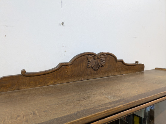 Antiikki astiakaappi 1900-luvun alku