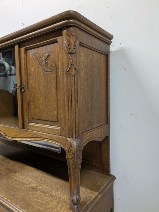 Antiikki astiakaappi 1900-luvun alku