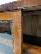 Vanha vitriinikaappi 