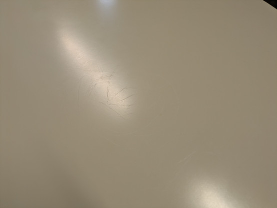 Kustavilainen ruokapöytä 