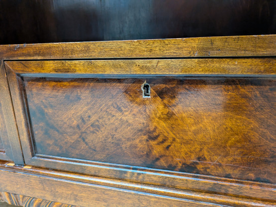 Upea kirjahylly 40/50-luku