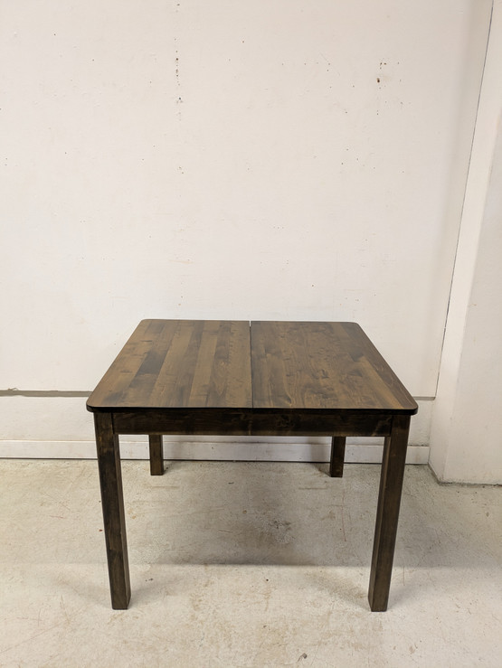 Jatkettava ruokapöytä 40-luku