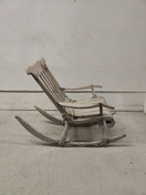 Rustiikkinen antiikki keinutuoli 