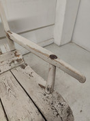 Rustiikkinen antiikki keinutuoli 