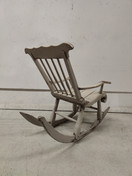 Rustiikkinen antiikki keinutuoli 