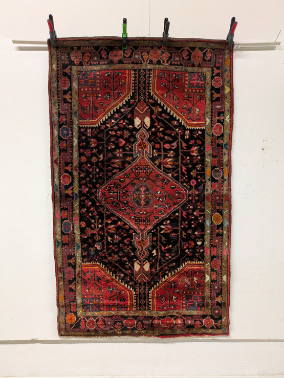 Käsinsolmittu itämainen matto 125x205 cm