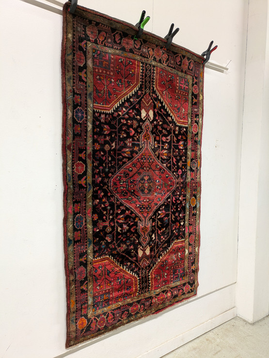 Käsinsolmittu itämainen matto 125x205 cm