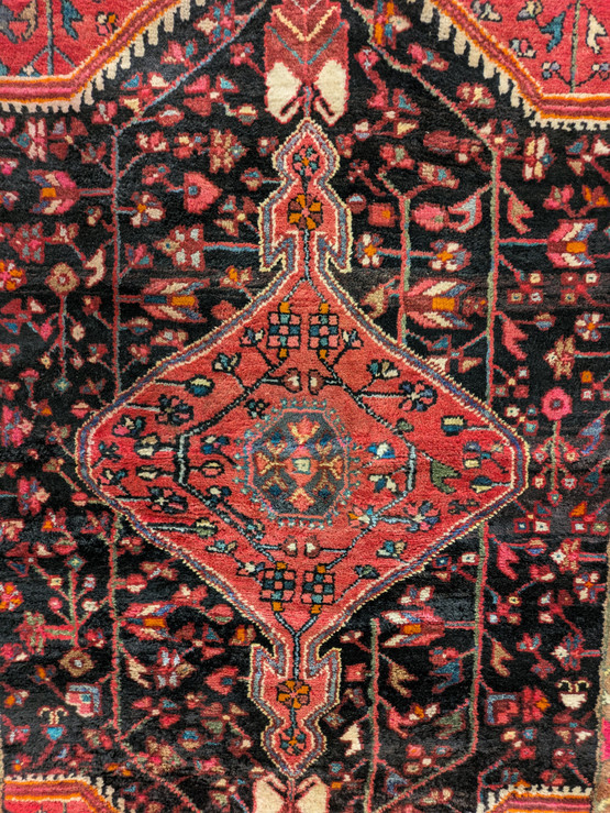 Käsinsolmittu itämainen matto 125x205 cm