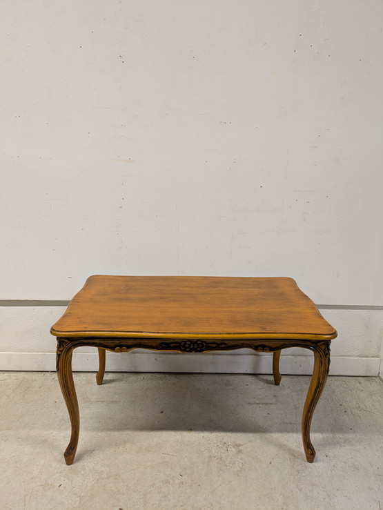 Rokokoo sohvapöytä 