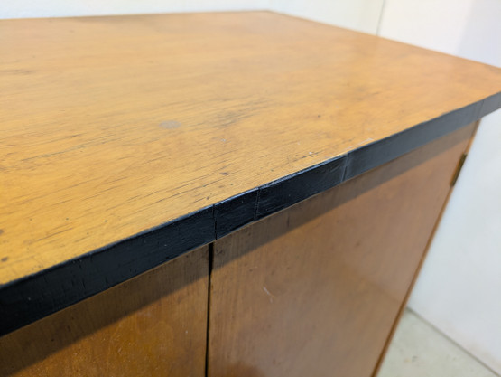 Vintage liinavaatekaappi 50-luku