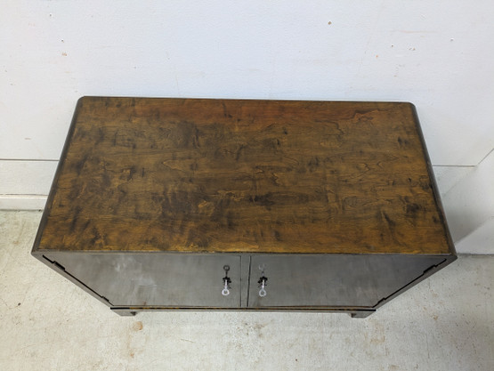 Funkkis pikku kaappi 40-luku