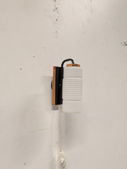 Retro seinävalaisin 