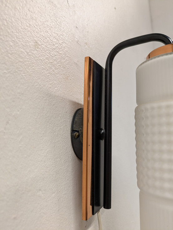 Retro seinävalaisin 