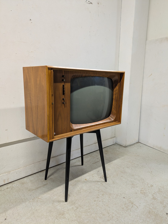 Philips vintage kaappi-TV