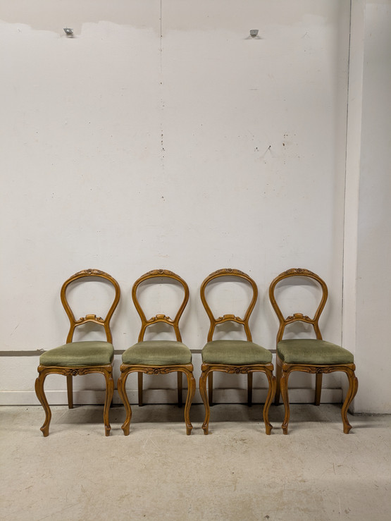 Vanha Rokokoo tuoli 4kpl