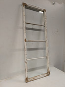 Vanha sisustusikkuna 