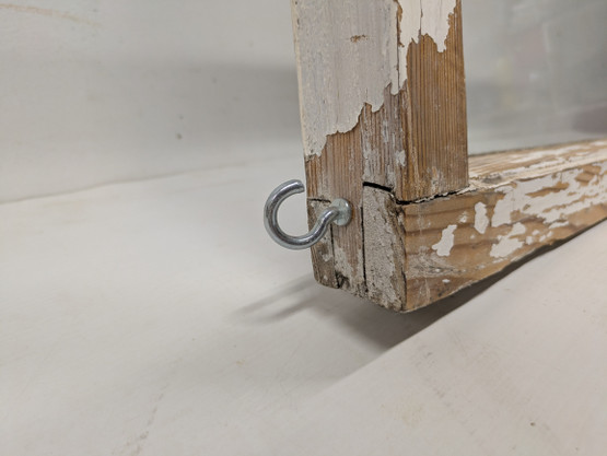 Vanha sisustusikkuna 