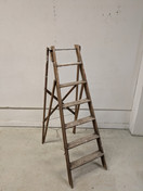 Vanhan puiset maalaustikkaat