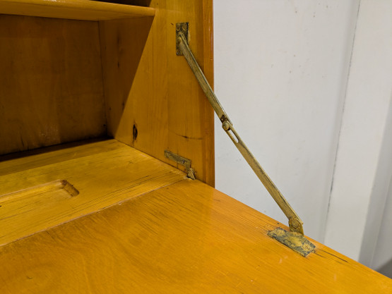 Vintage seinäkaappi / klaffikaappi 50-luku