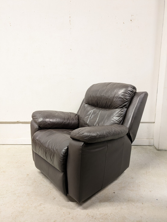 Lepotuoli mekanismilla