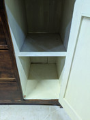 Kunnostettu vanha peilikaappi 