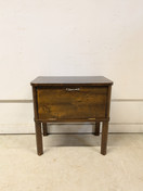 Funkkis pikku kaappi 40-luku