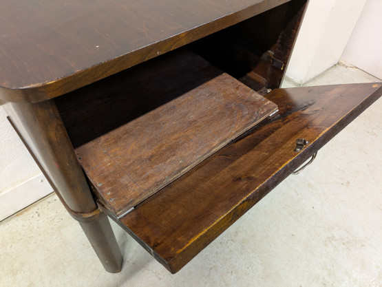 Funkkis pikku kaappi 40-luku