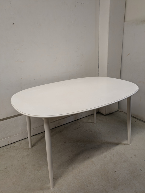 Asko Charlotte jatkettava ruokapöytä 