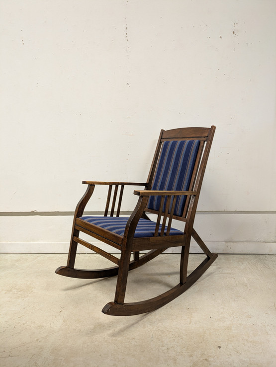 Vanha Jugend keinutuoli 