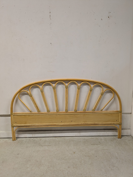 Rottinkinen sängynpääty