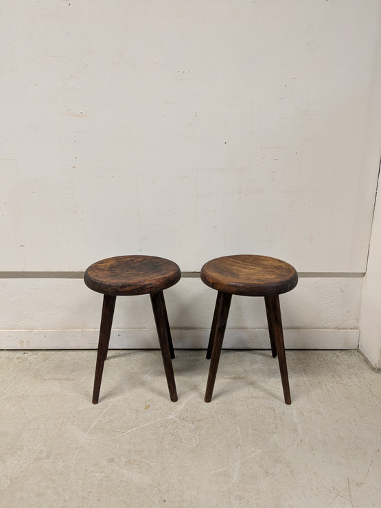 Upeat antiikki jakkarat 2kpl