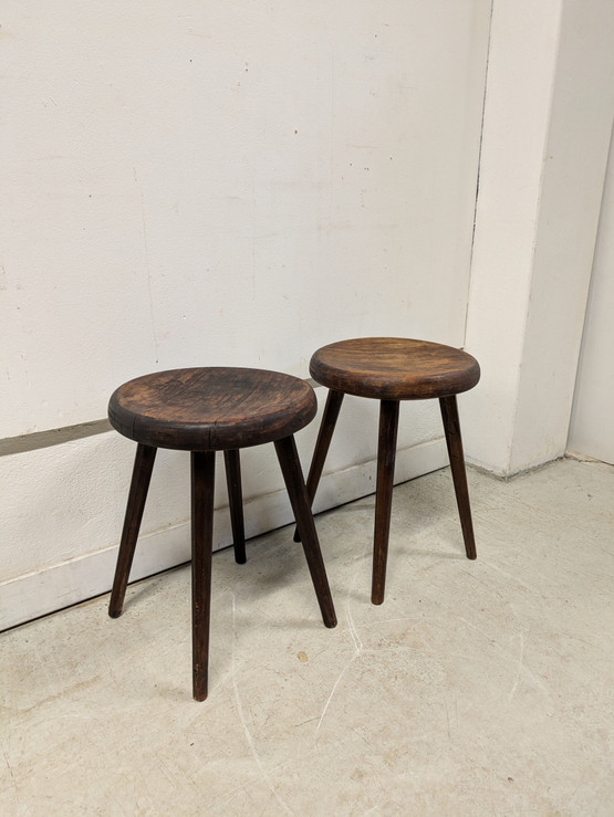 Upeat antiikki jakkarat 2kpl