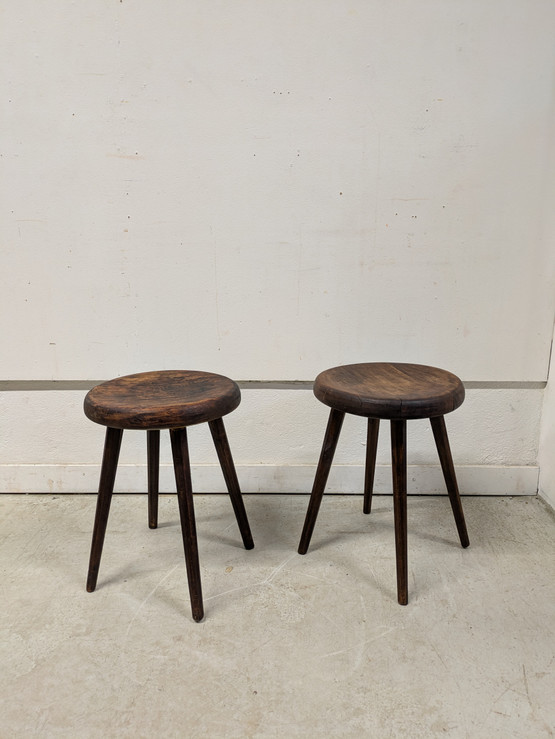 Upeat antiikki jakkarat 2kpl